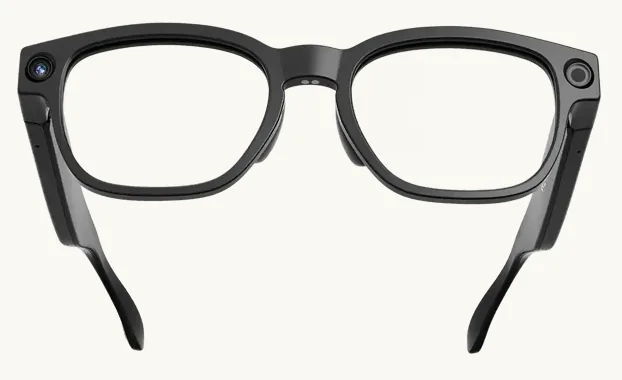 Les lunettes Mentra Live vues de face, avec la caméra intégrée